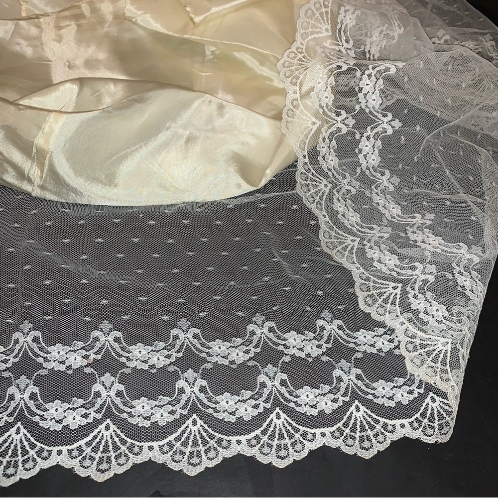 v i n t a g e :: Romantic Cottagecore Floral Lace Maxi Dress Bishop Sleeves - Picture 10 of 16